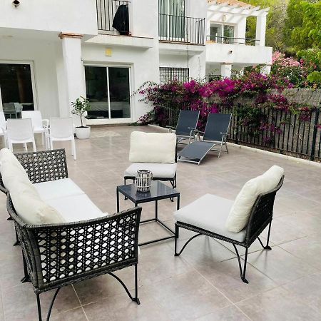 Senorio De Gonzaga- Cozy Patio Appartment With Own Access To Pool Marbella Exterior photo